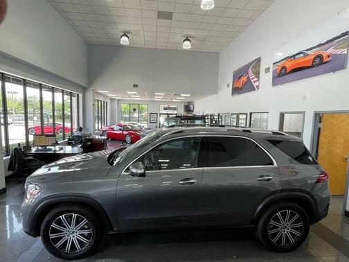 Gray 2025 Mercedes-Benz GLE 450e 4MATIC