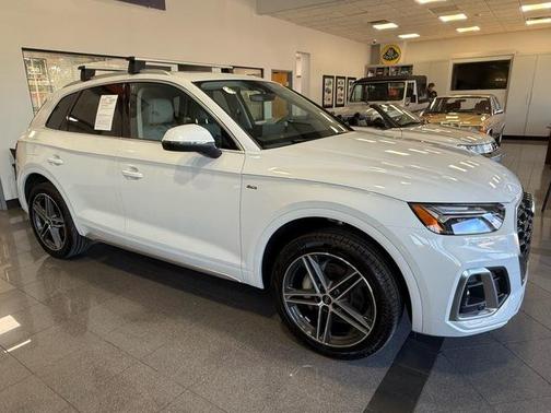 2024 Audi Q5 e 55 S line quattro Premium