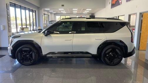 2024 Kia EV9 GT-Line