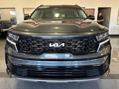2023 Kia Sorento S