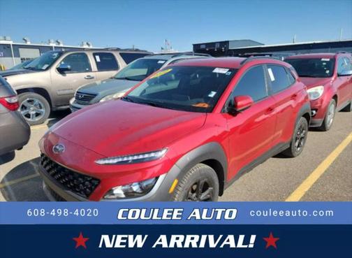 2022 Hyundai KONA SEL