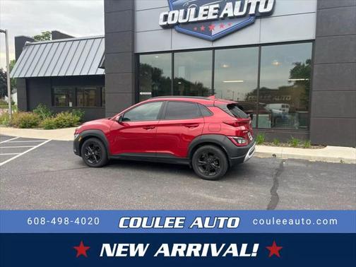 2022 Hyundai KONA SEL