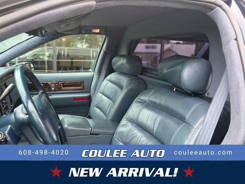 1994 Cadillac Fleetwood Standard