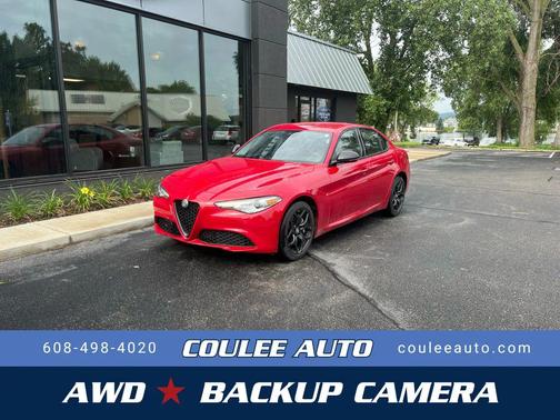 2021 Alfa Romeo Giulia Base