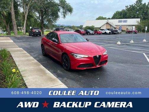 2021 Alfa Romeo Giulia Base