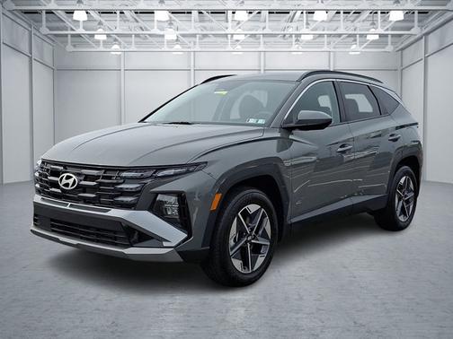 Gray 2025 Hyundai TUCSON SEL