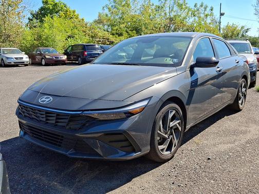 2025 Hyundai ELANTRA SEL Sport