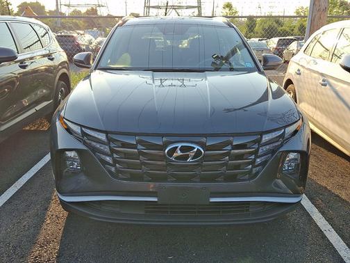 Gray 2023 Hyundai TUCSON SEL
