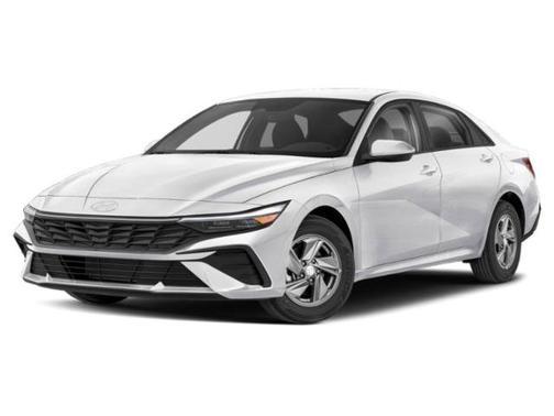 White 2024 Hyundai ELANTRA SE