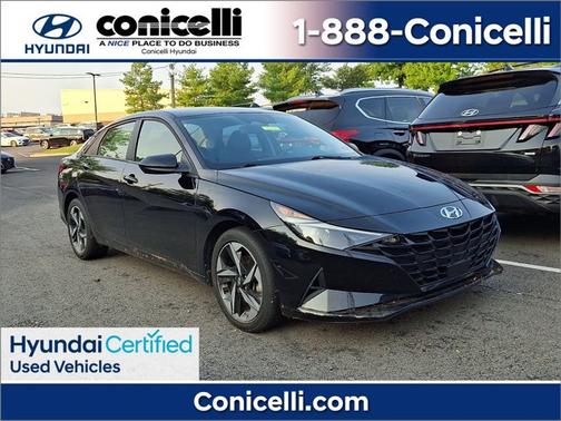 Black 2023 Hyundai ELANTRA SEL