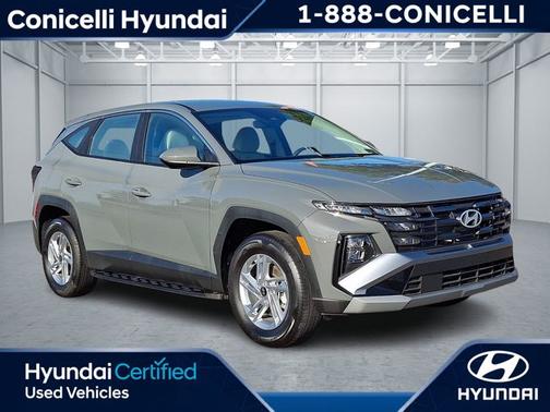 Gray 2026 Hyundai TUCSON SE