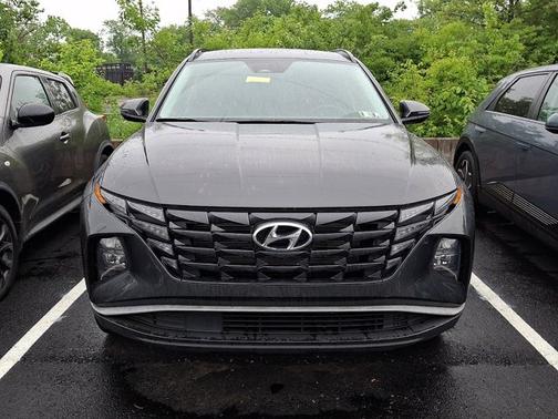Gray 2023 Hyundai TUCSON SEL