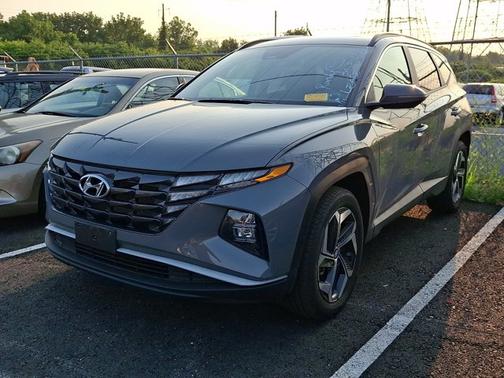 Gray 2024 Hyundai TUCSON SEL