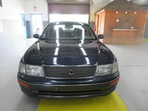 1995 Lexus LS 400 Base