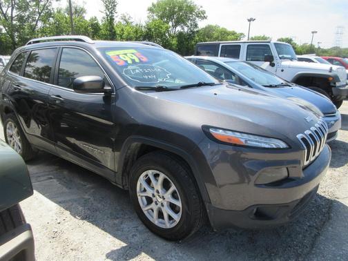 Granite Crystal Metallic Clearcoat 2018 Jeep Cherokee Latitude Plus