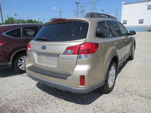2010 Subaru Outback 2.5 i Premium