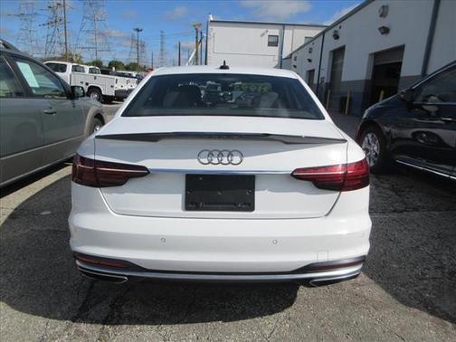 2023 Audi A4 45 S line Premium Plus