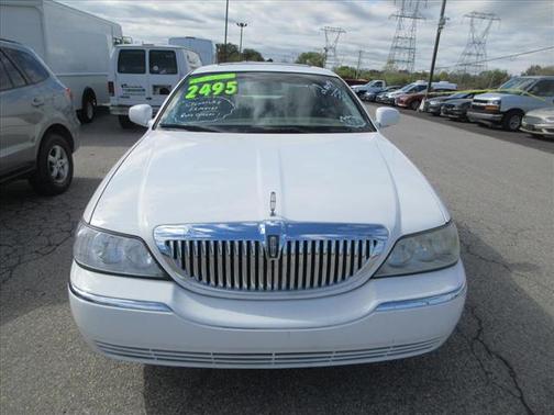2009 Lincoln Town Car Signature