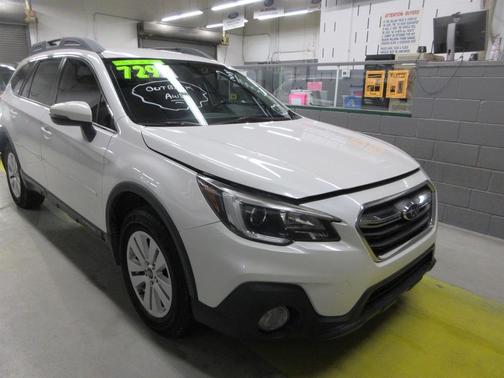 2018 Subaru Outback 2.5i Premium