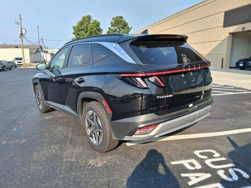 Black 2025 Hyundai TUCSON SEL Convenience