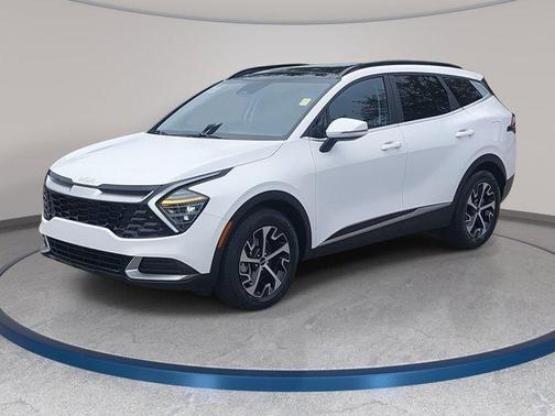 Glacial White Pearl 2025 Kia Sportage EX