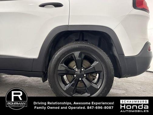 2017 Jeep Cherokee Sport