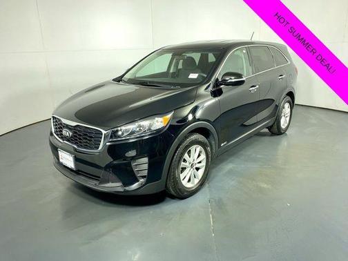 2020 Kia Sorento LX