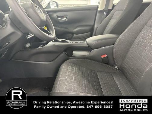 Platinum White Pearl 2026 Honda HR-V LX