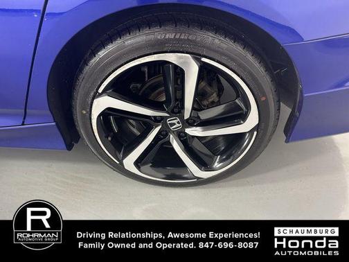 Still Night Pearl 2020 Honda Accord Sport 1.5T