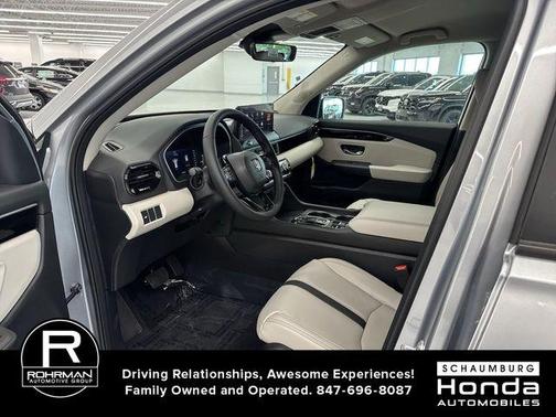Solar Silver Metallic 2026 Honda Pilot EX-L