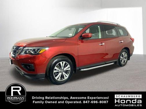 2017 Nissan Pathfinder SL