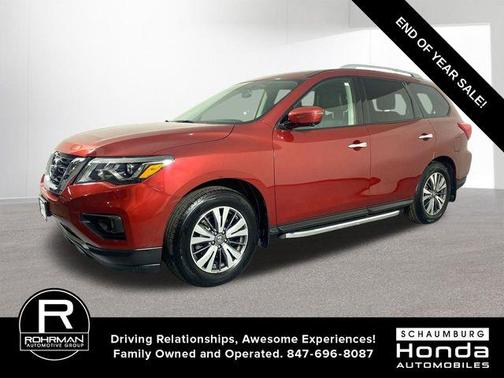 2017 Nissan Pathfinder SL