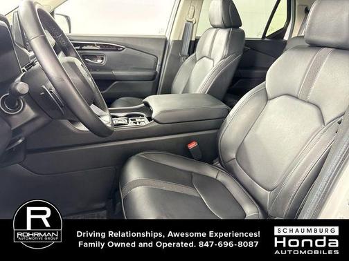Platinum White Pearl 2025 Honda Pilot Touring