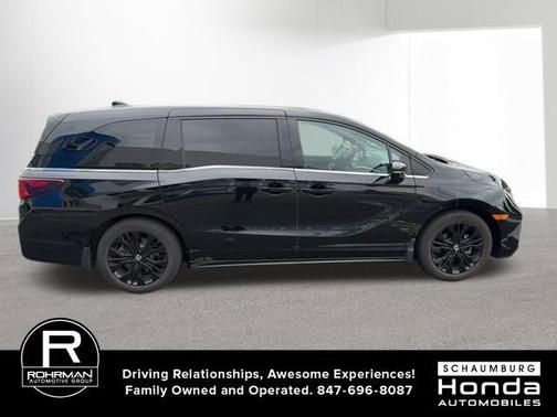 Crystal Black Pearl 2025 Honda Odyssey Sport-L