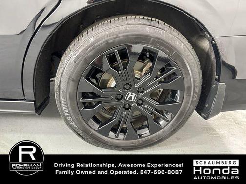 Crystal Black Pearl 2025 Honda Odyssey Sport-L