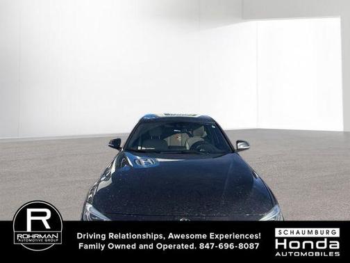 2017 BMW 330 i xDrive