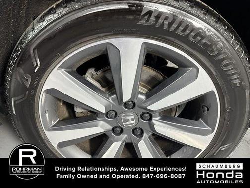 Crystal Black Pearl 2025 Honda Pilot Touring