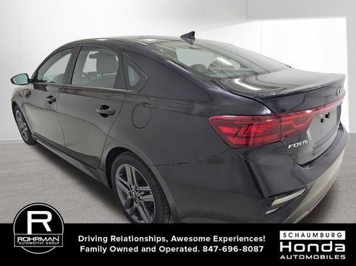 Aurora Black Pearl 2021 Kia Forte GT-Line