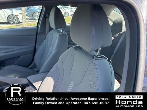 2021 Hyundai ELANTRA SE