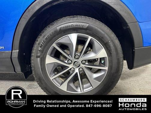 2017 Toyota RAV4 Hybrid XLE