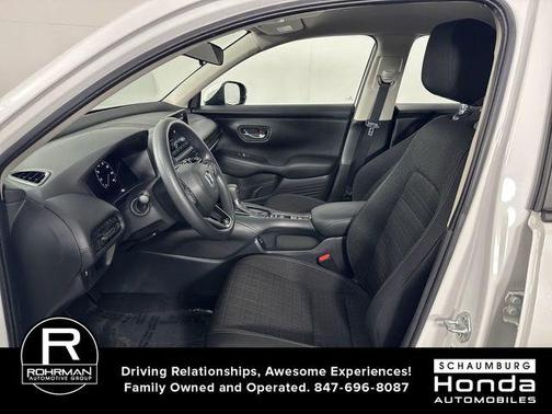 White 2024 Honda HR-V LX