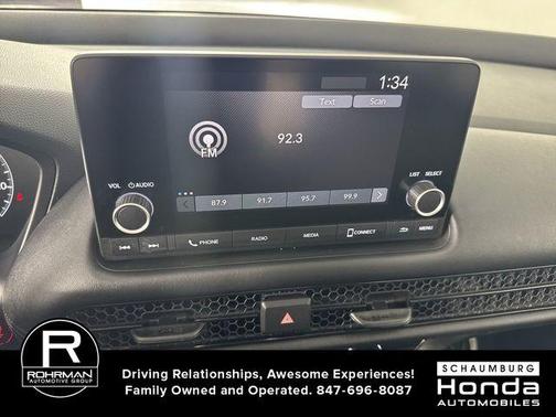 White 2024 Honda HR-V LX