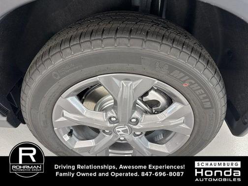 Pearl 2027 Honda HR-V LX