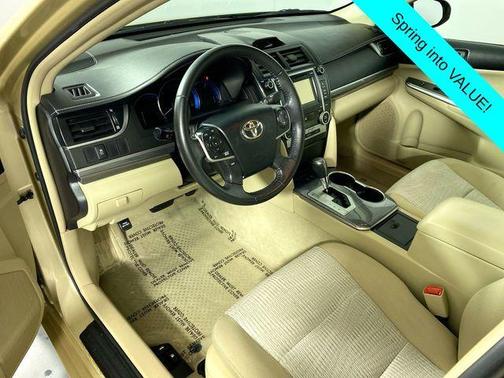 2012 Toyota Camry Hybrid XLE