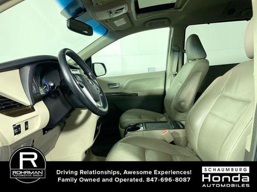 2015 Toyota Sienna XLE