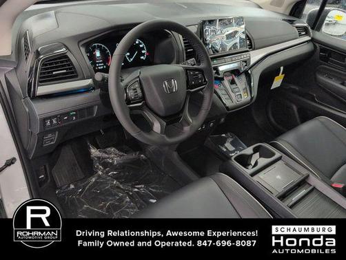 Platinum White Pearl 2026 Honda Odyssey Touring