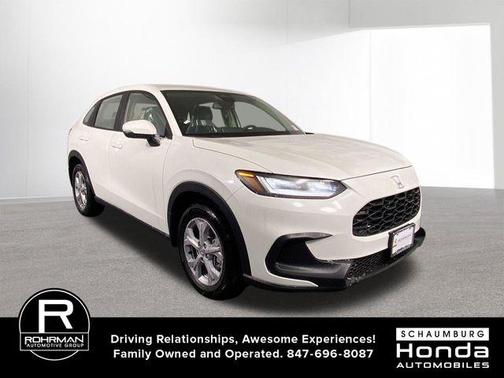 Platinum White Pearl 2024 Honda HR-V LX
