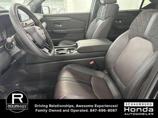 Crystal Black Pearl 2026 Honda Pilot Black Edition