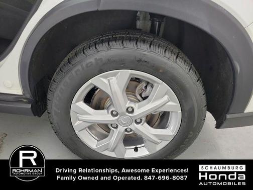 Platinum White Pearl 2025 Honda HR-V LX