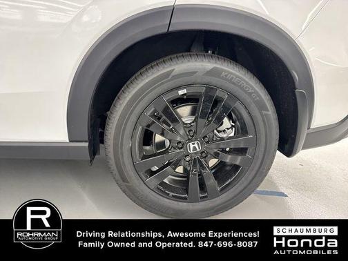 Platinum White Pearl 2026 Honda HR-V Sport